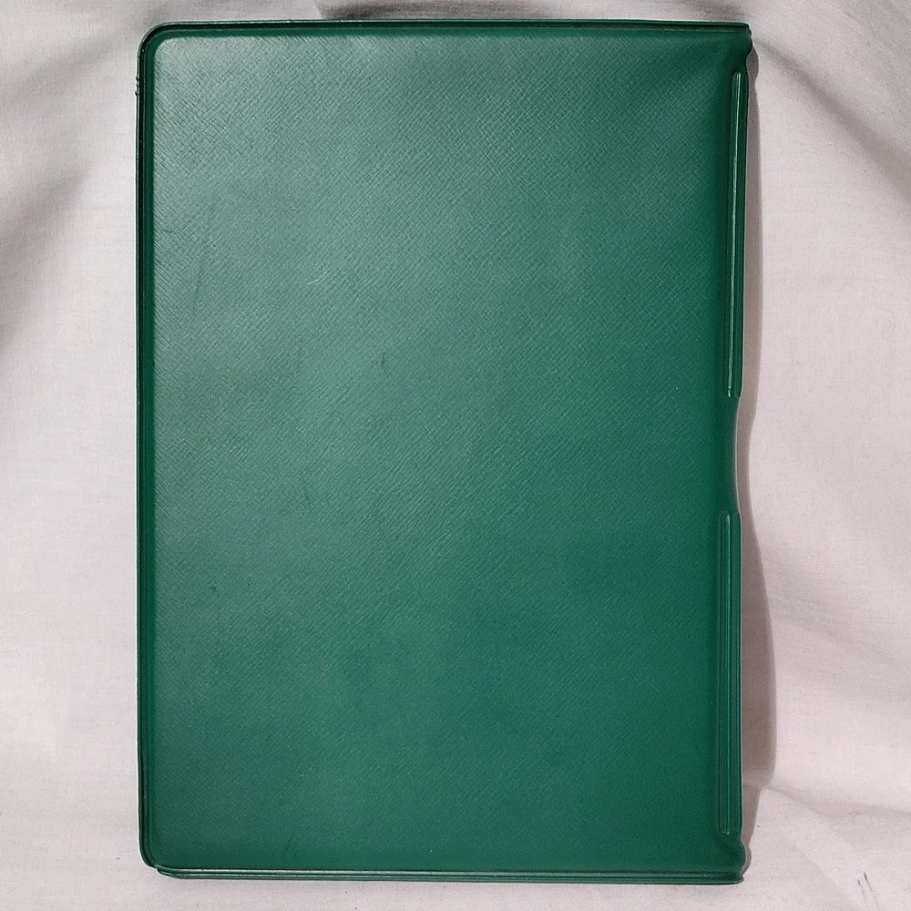 4-H Green Vinyl Portfolio Notepad Holder To Make the Best Better Gold Logo